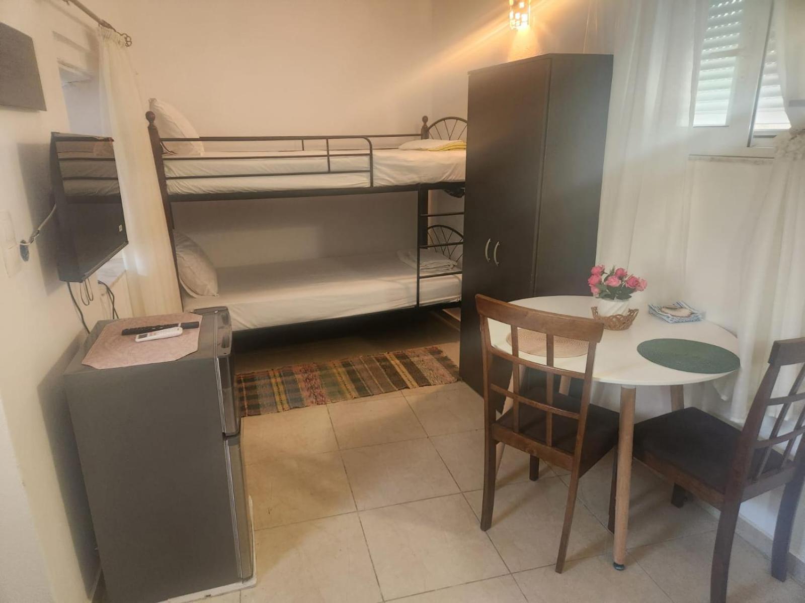 Apartment Laertis *